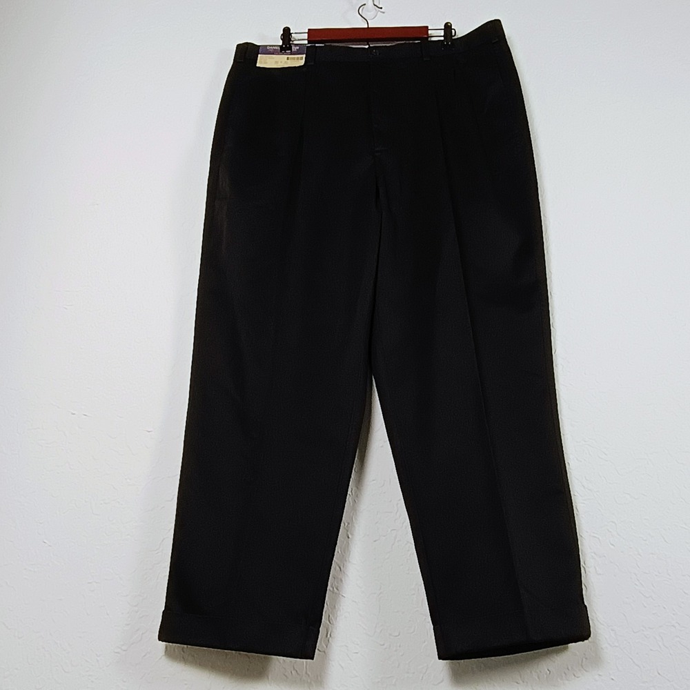 NWT Daniel‎ Crewmex Size 42X30 Men's Black Pleated Front Cuffed Dress Pants
